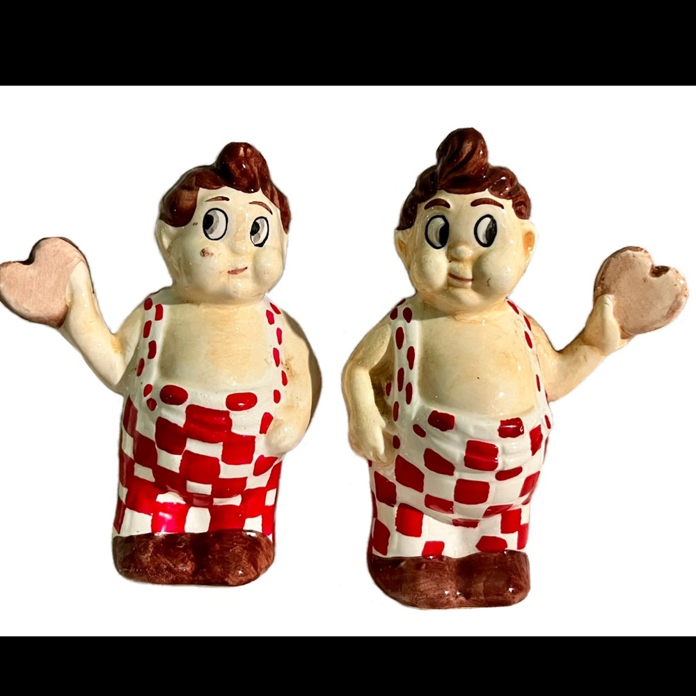 VINTAGE Bobs Big Boy Burger Salt and Pepper Shaker (Set)